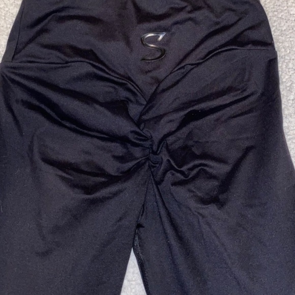 Black leggings - Picture 2 of 2